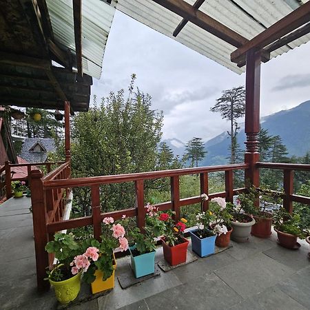 Ishan Log Huts-A Boutique Home Stay Banjār Exterior photo