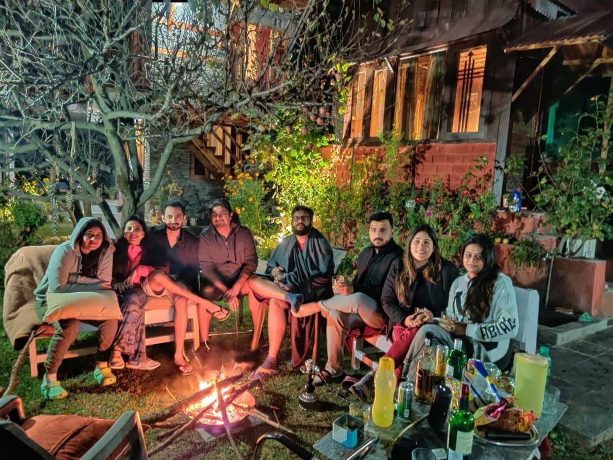 Ishan Log Huts-A Boutique Home Stay Banjār Exterior photo