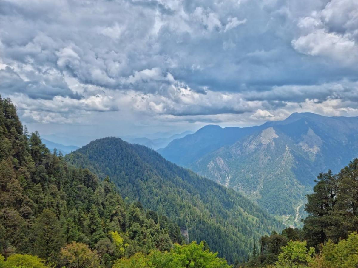 Ishan Log Huts-A Boutique Home Stay Banjār Exterior photo