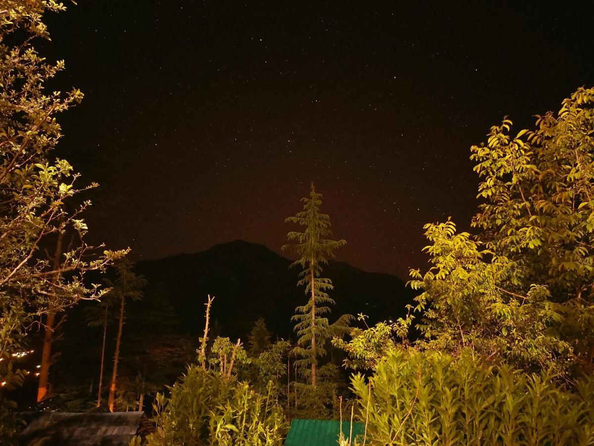 Ishan Log Huts-A Boutique Home Stay Banjār Exterior photo
