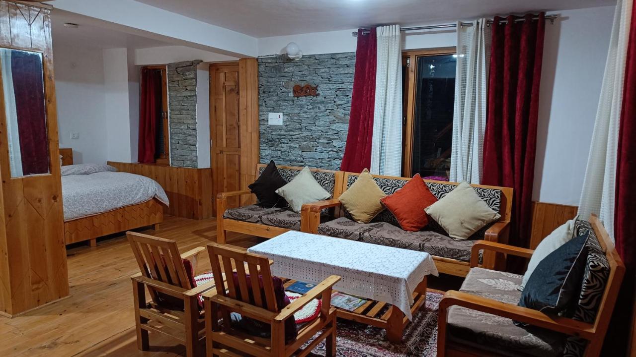 Ishan Log Huts-A Boutique Home Stay Banjār Exterior photo