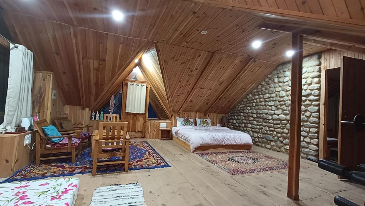 Ishan Log Huts-A Boutique Home Stay Banjār Exterior photo