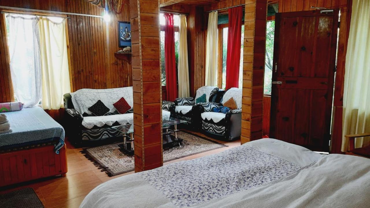 Ishan Log Huts-A Boutique Home Stay Banjār Exterior photo