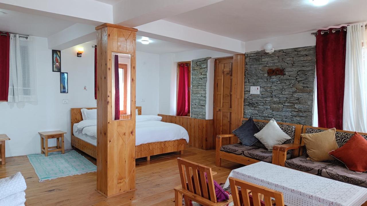 Ishan Log Huts-A Boutique Home Stay Banjār Exterior photo
